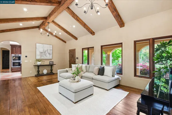 $3,695,000 | 80 Rheem Boulevard, Orinda, CA 94563