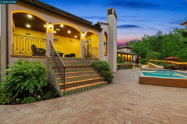 $3,695,000 | 80 Rheem Boulevard, Orinda, CA 94563