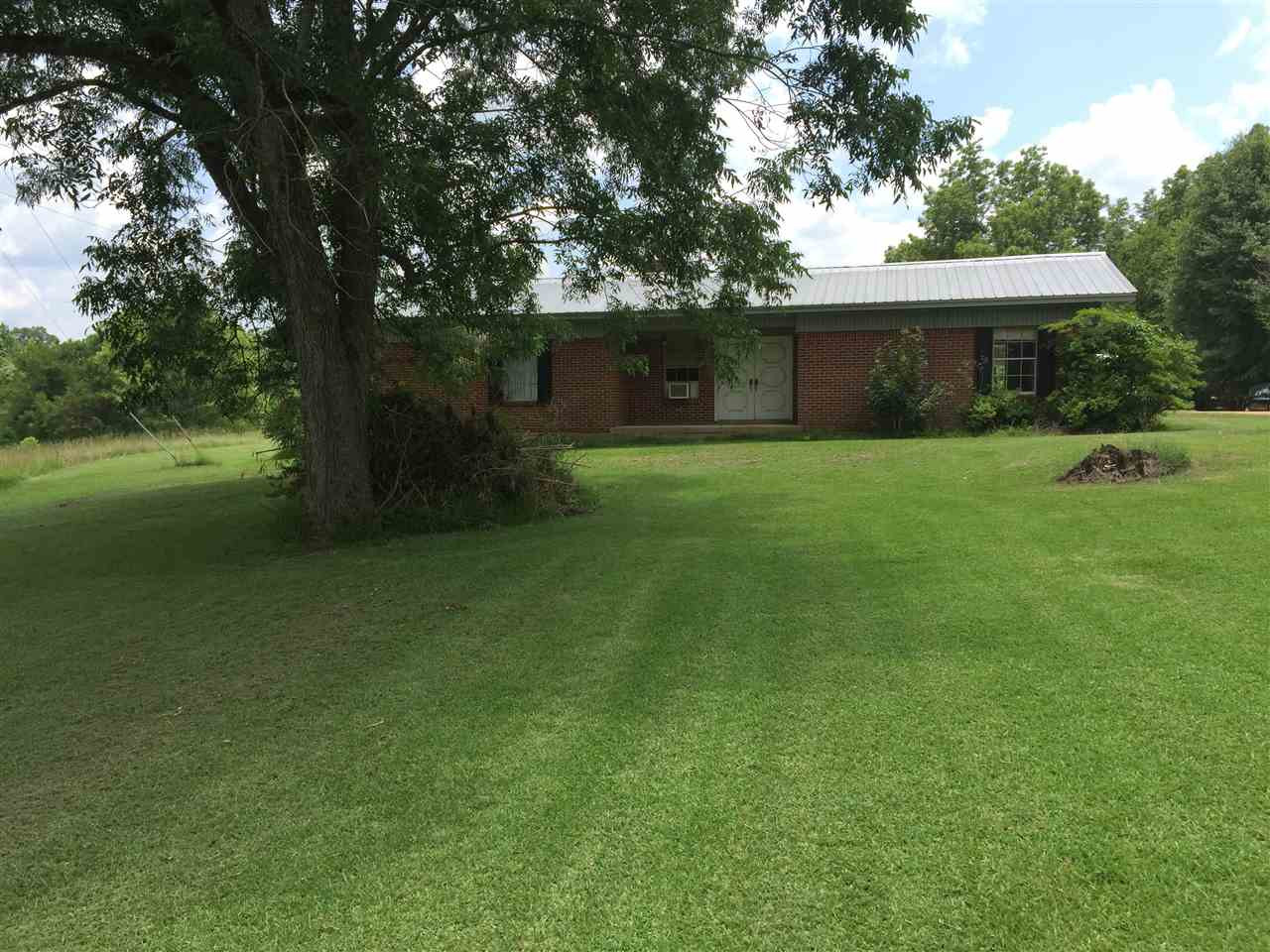 1979 Davis Road Terry, MS 39170 - Photo 1 of 37 Photo 1