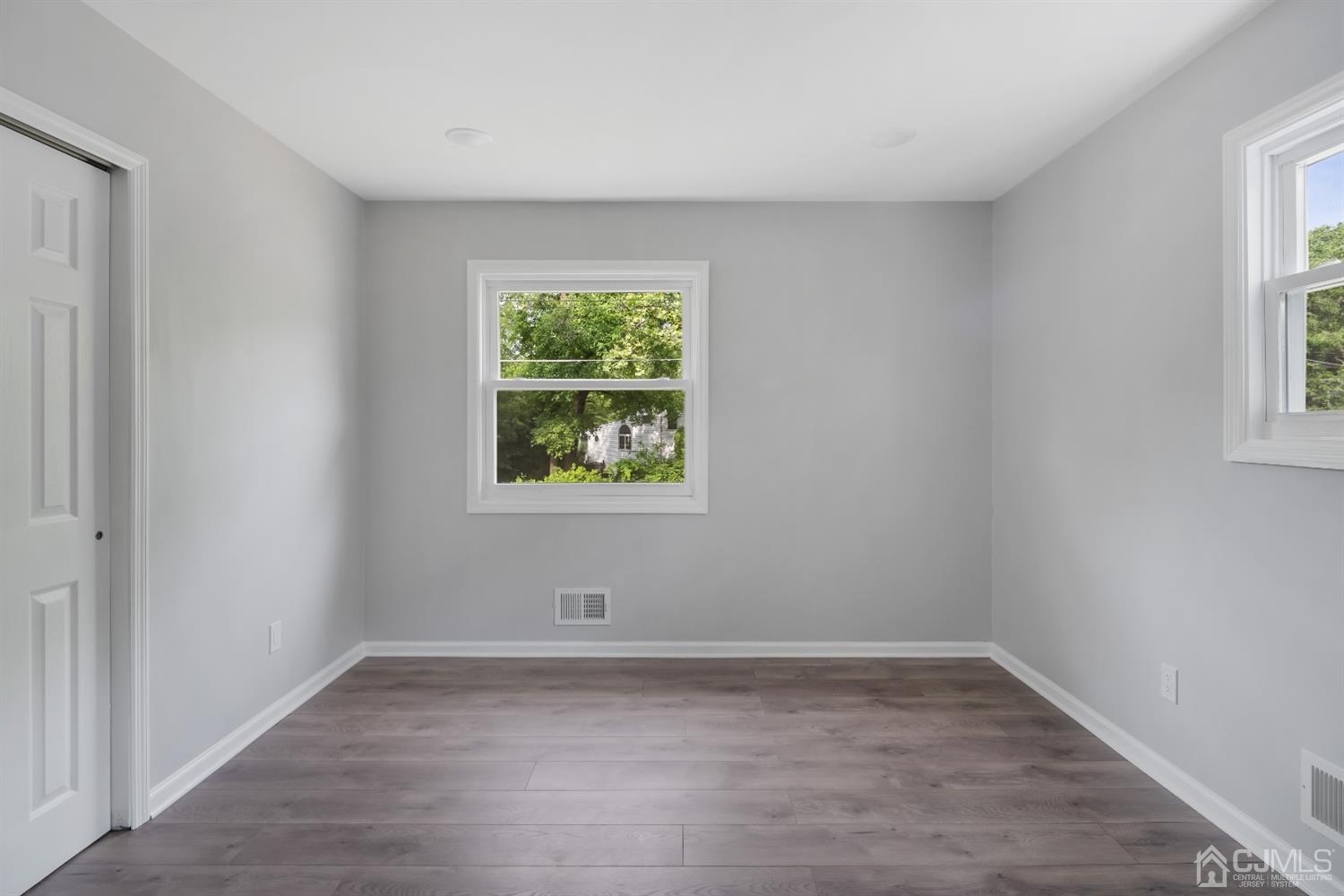27 Rieder Road Spotswood, NJ 08884 - Photo 14 of 27 Gallery Image 14