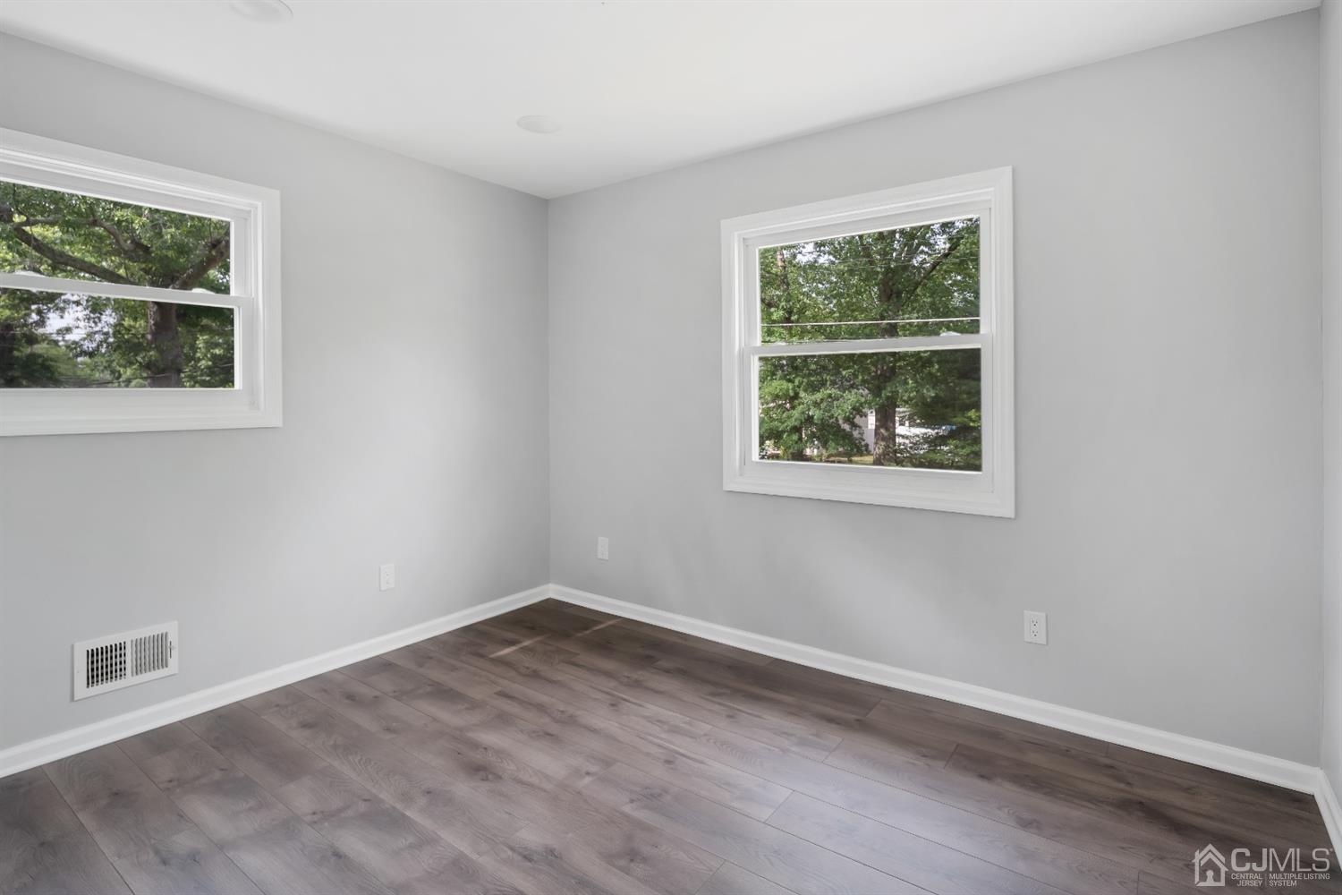 27 Rieder Road Spotswood, NJ 08884 - Photo 18 of 27 Gallery Image 18