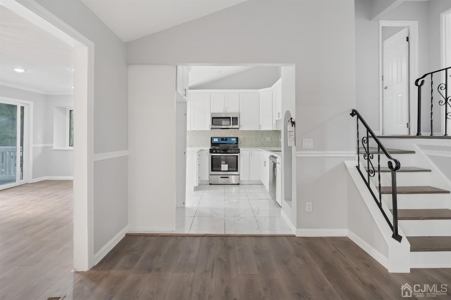 27 Rieder Road Spotswood, NJ 08884 - Photo 6 of 27 Gallery Image 6