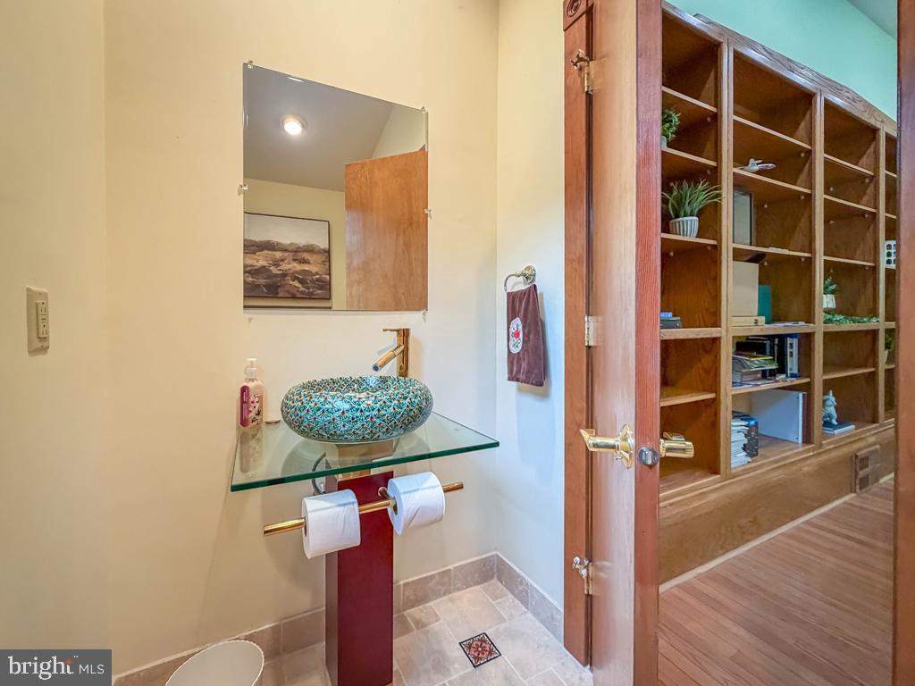 Powder Room