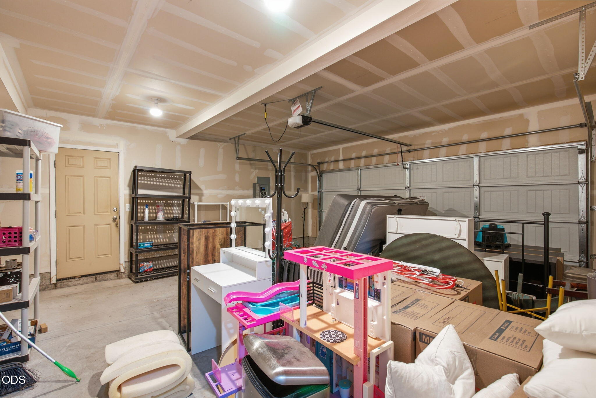 2981 Northeast Roxy Place Bend, OR 97701 - Photo 38 of 41 Gallery Image 38