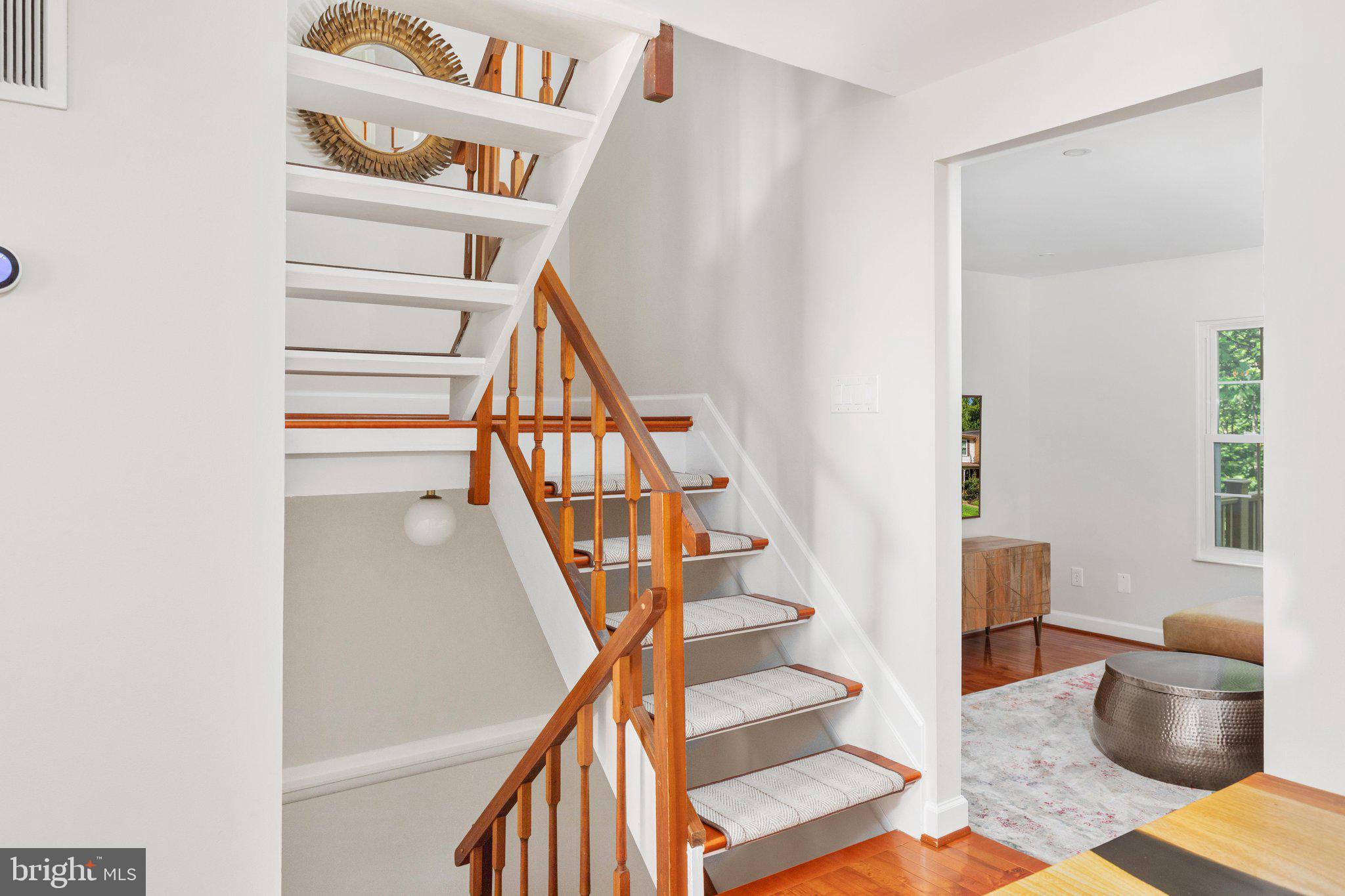 10927 Harpers Square Court Reston, VA 20191 - Photo 18 of 43 2E6A2599_10927 Harpers Square Ct - Absolute Altitu