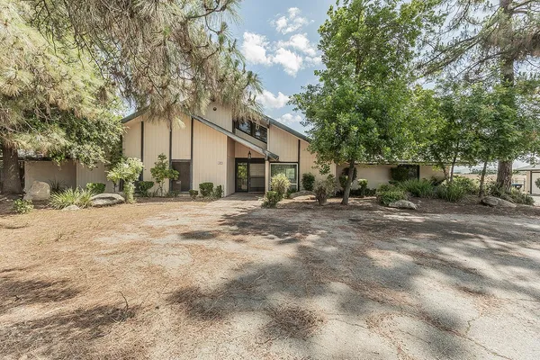 $650,000 | 5276 Poinsettia Avenue, Clovis, CA 93619