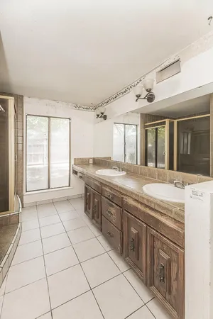 $650,000 | 5276 Poinsettia Avenue, Clovis, CA 93619