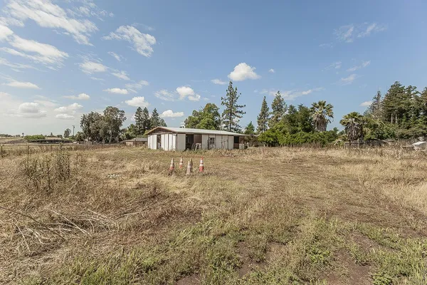 $650,000 | 5276 Poinsettia Avenue, Clovis, CA 93619