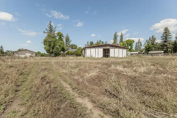 $650,000 | 5276 Poinsettia Avenue, Clovis, CA 93619