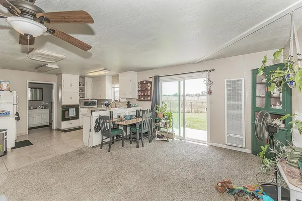 $650,000 | 5276 Poinsettia Avenue, Clovis, CA 93619