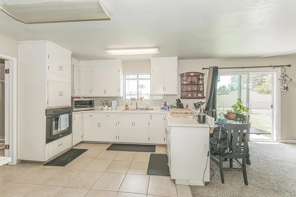 $650,000 | 5276 Poinsettia Avenue, Clovis, CA 93619