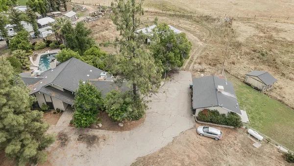 $650,000 | 5276 Poinsettia Avenue, Clovis, CA 93619
