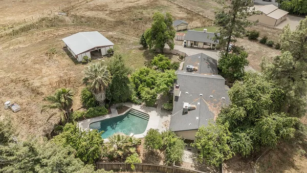 $650,000 | 5276 Poinsettia Avenue, Clovis, CA 93619