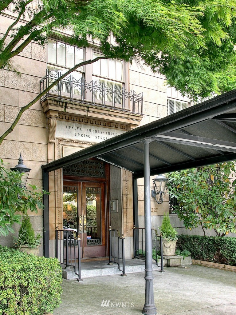 1223 Spring Street, Unit 701 Seattle, WA 98104 - Photo 1 of 24