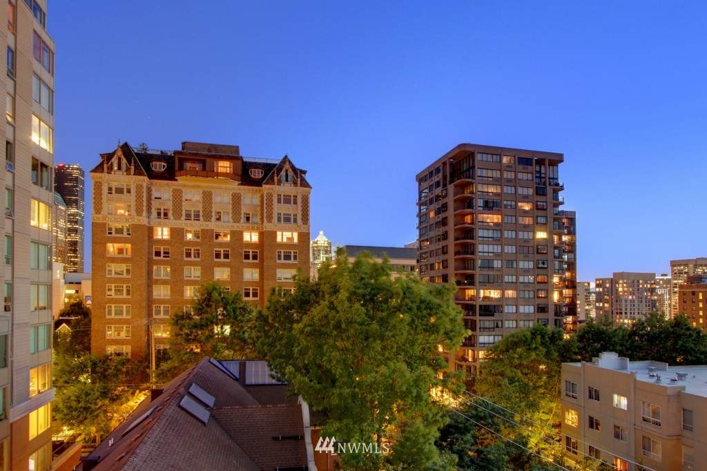 1223 Spring Street, Unit 701 Seattle, WA 98104 - Photo 23 of 24