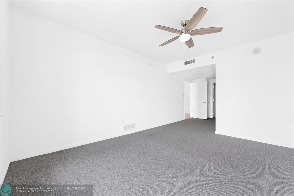 1819 Southeast 17th Street, Unit 803 Fort Lauderdale, FL 33316 - Photo 11 of 20 a view of an empty room