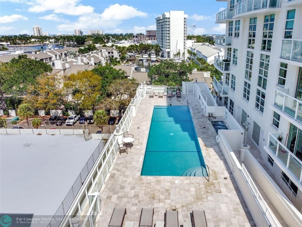 1819 Southeast 17th Street, Unit 803 Fort Lauderdale, FL 33316 - Photo 19 of 20 a picture of city view