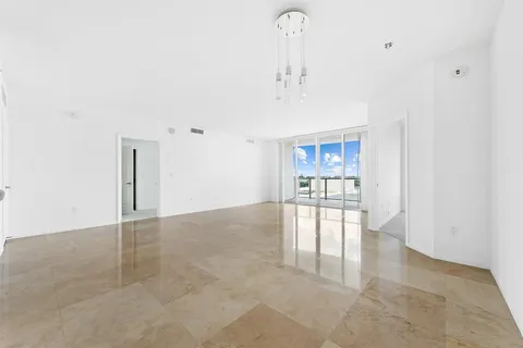 $3,400 | 1819 Southeast 17th Street, Unit 803, Fort Lauderdale, FL 33316