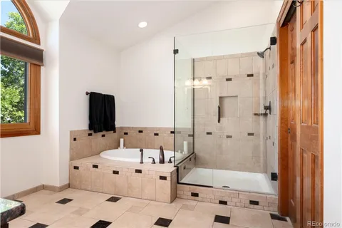 $910,000 | 9635 Cherryvale Drive, Highlands Ranch, CO 80126