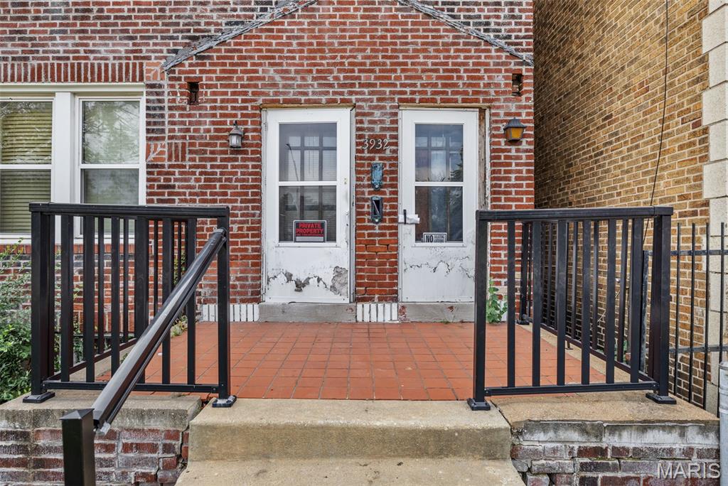 3932 Cook Avenue St. Louis, MO 63113 - Photo 3 of 20