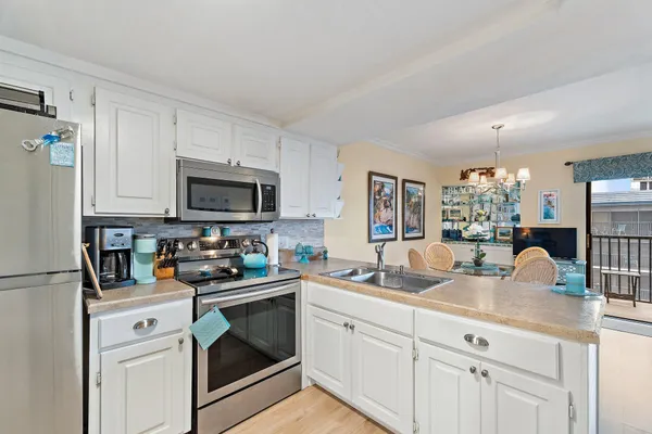 $5,000 | 1605 Highway 1, Unit D403, Jupiter, FL 33477