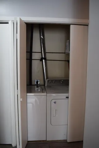 $160,000 | 3011 1st Avenue Northwest, Willmar, MN 56201