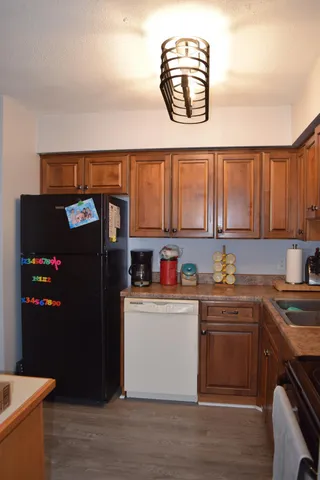 $160,000 | 3011 1st Avenue Northwest, Willmar, MN 56201