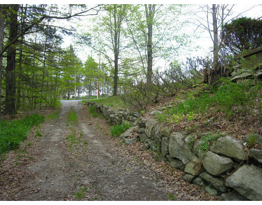 34 Farm Road Sherborn, MA 01770 - Photo 3 of 7 Gallery Image 3