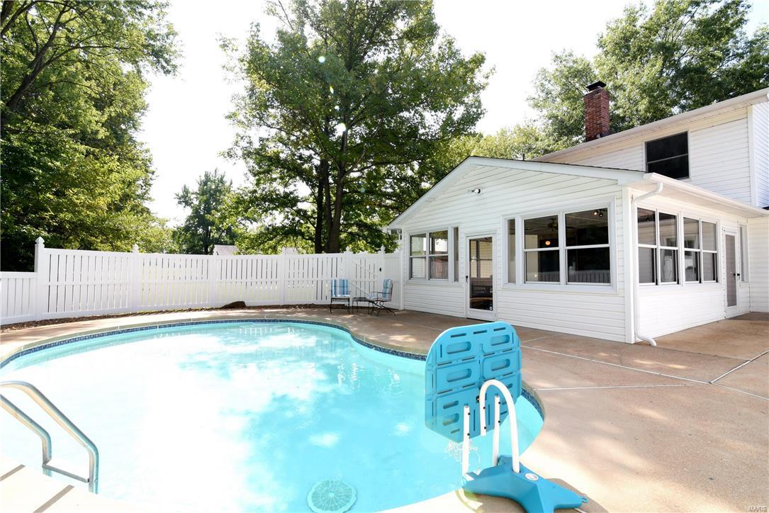 938 Ridge Tree Lane St. Louis, MO 63131 - Photo 38 of 41 Gallery Image 38