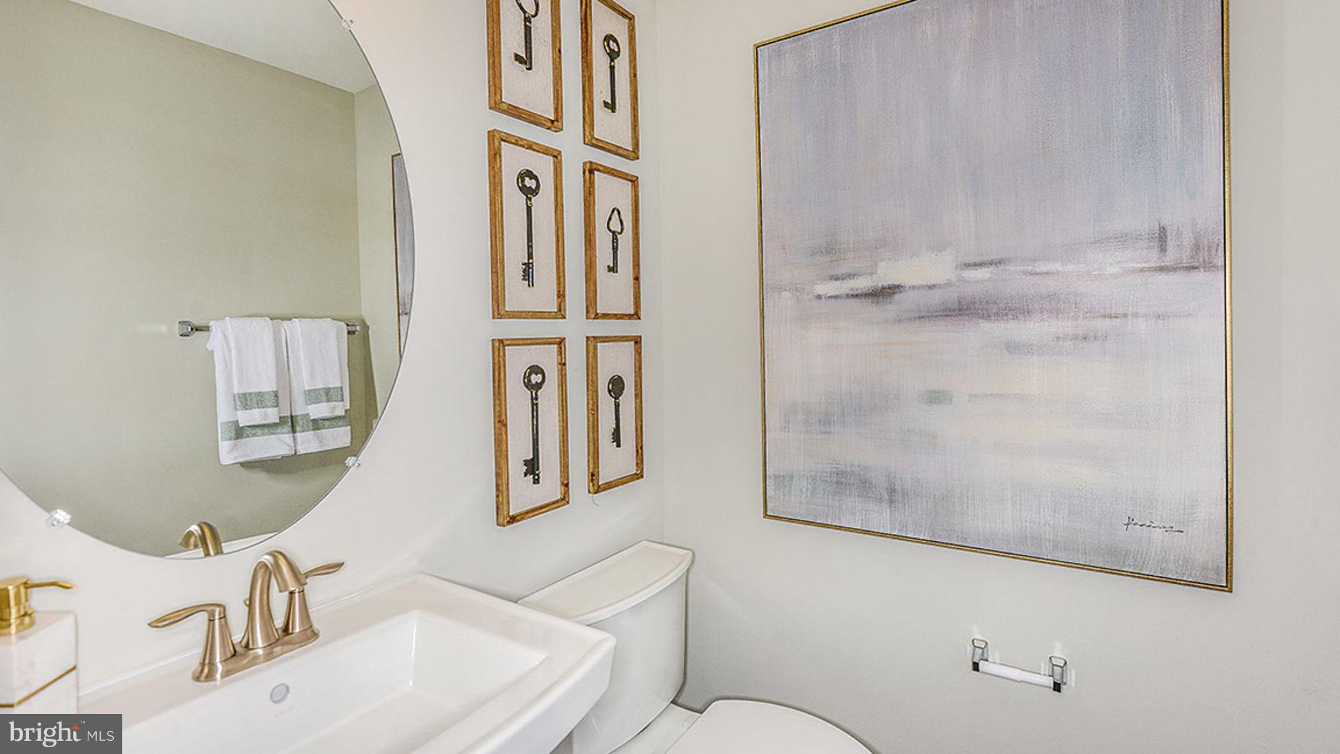 51 Ravenridge Road, Unit 9335 Baltimore, MD 21234 - Photo 13 of 15 Bath