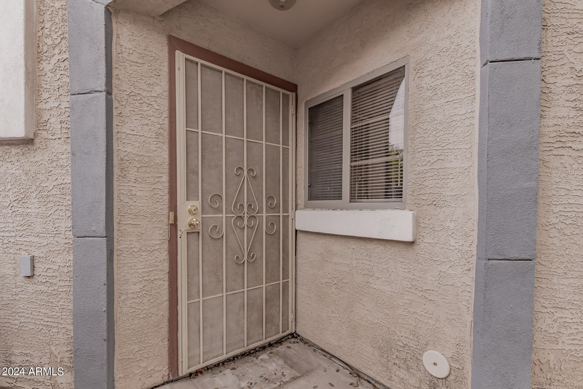 1371 South Boulder Street, Unit A Gilbert, AZ 85296 - Photo 6 of 43
