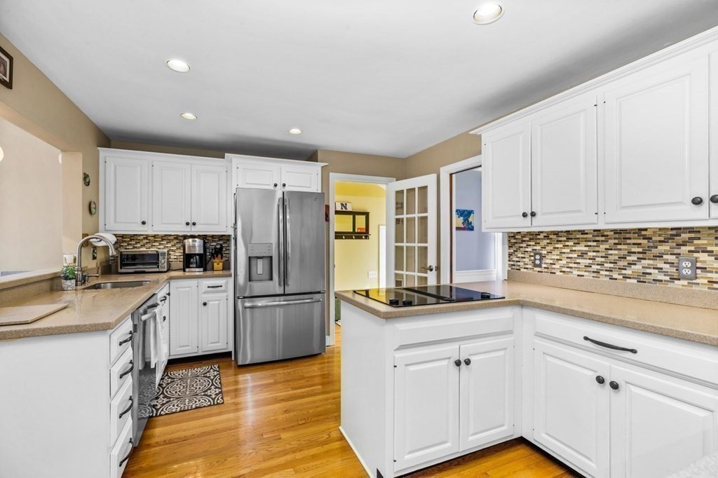 63 Stetson Road Norwell, MA 02061 - Photo 3 of 38 Gallery Image 3