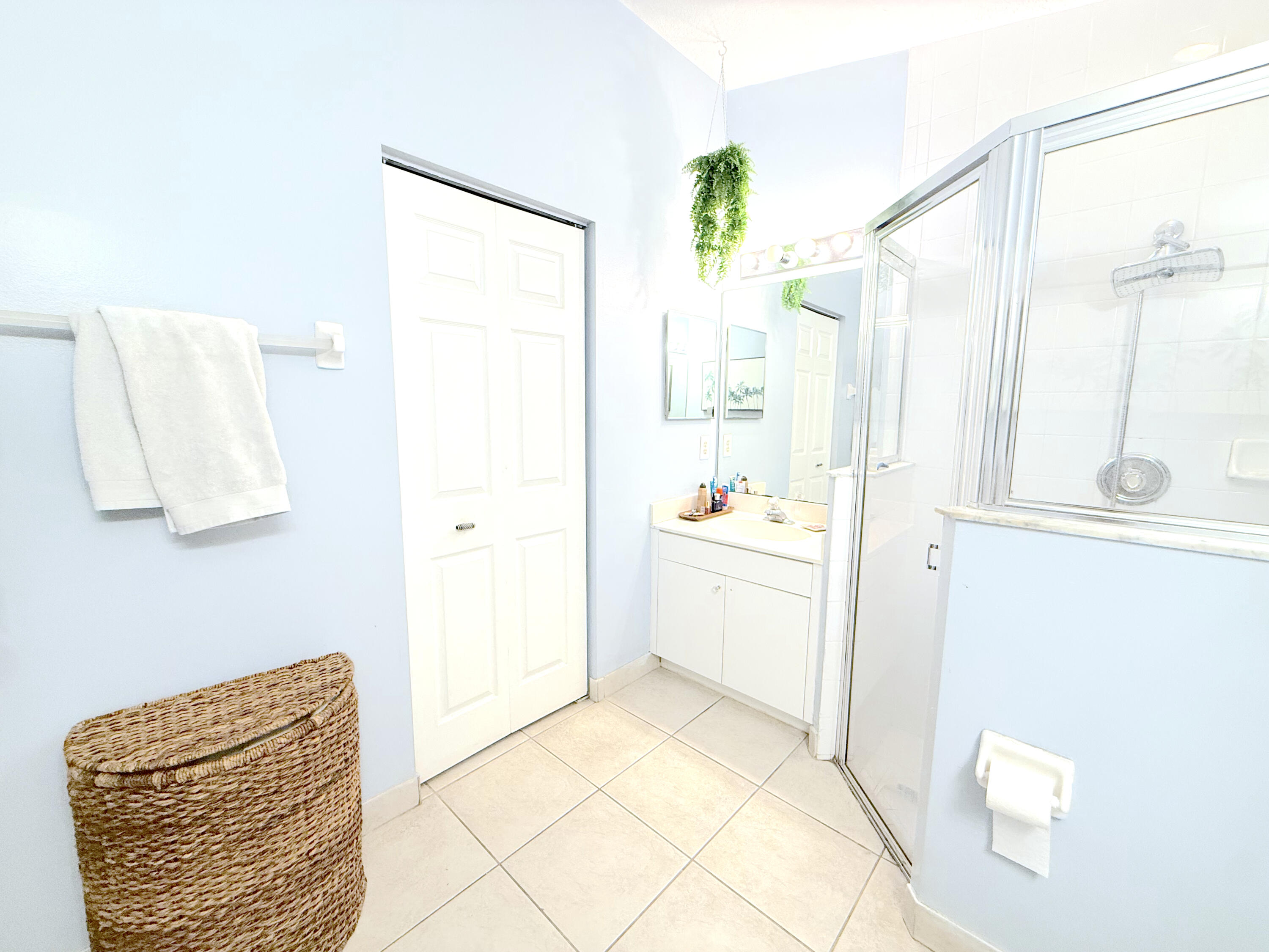 2414 Southwest Regency Road Stuart, FL 34997 - Photo 15 of 20 masterbath3