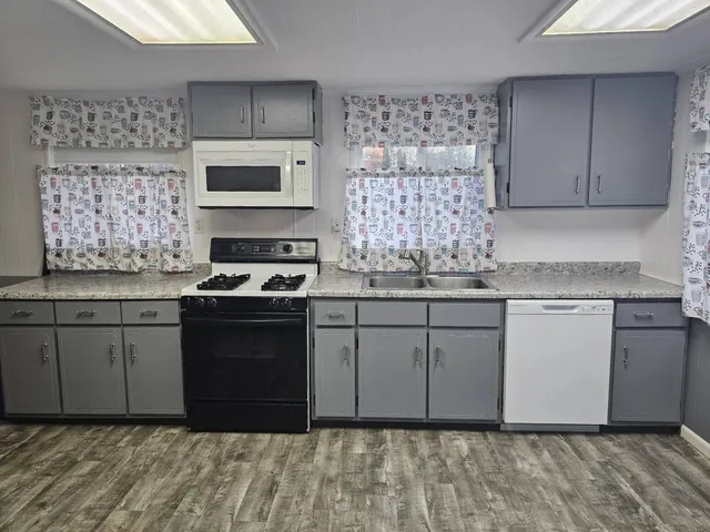 $139,900 | 6361 Robin Drive, Harrison, MI 48625