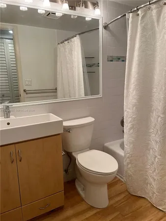 $2,000 | 9311 Orange Grove Drive, Unit 110, Davie, FL 33324