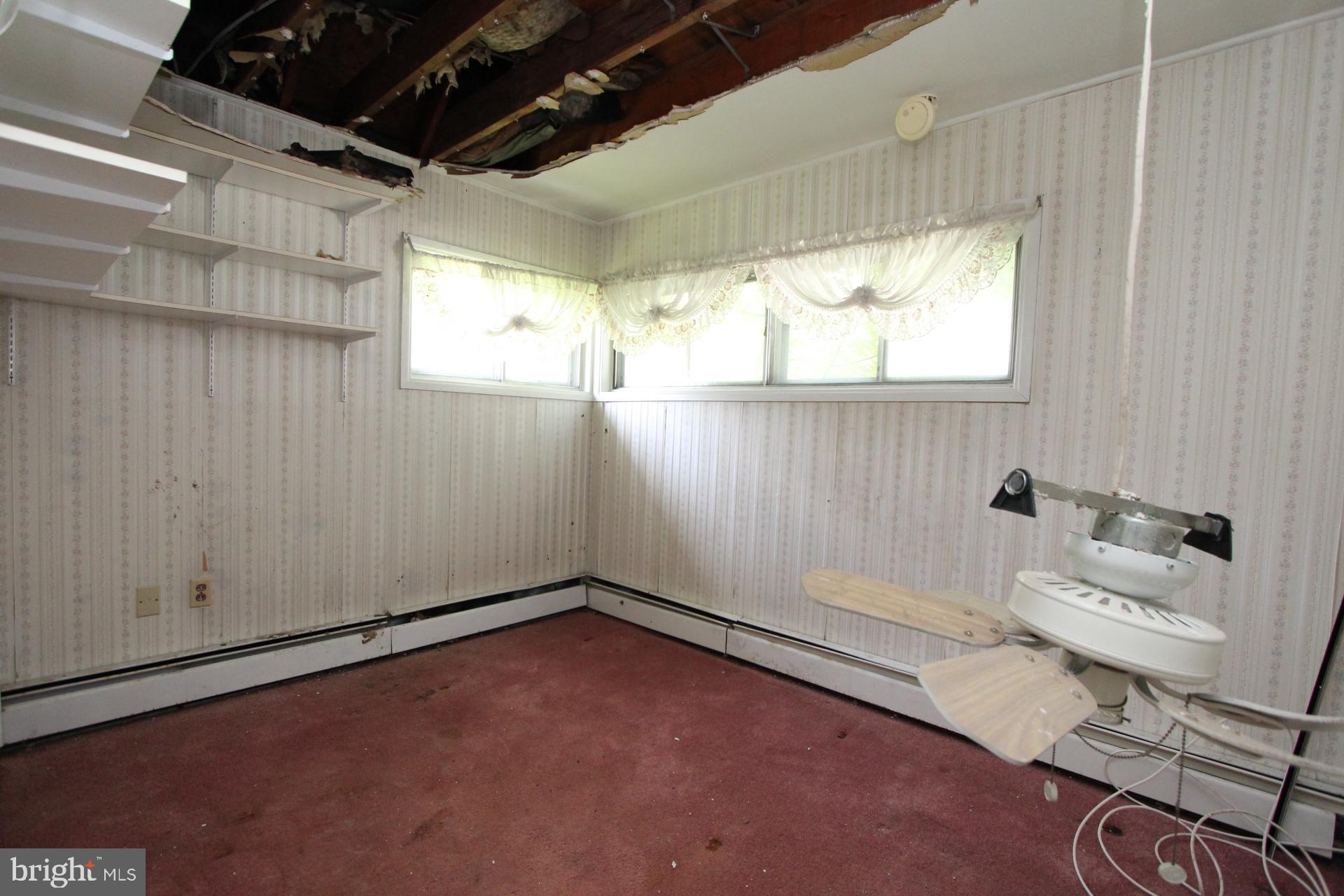 41 Jewel Lane Levittown, PA 19055 - Photo 15 of 24 a view of small space