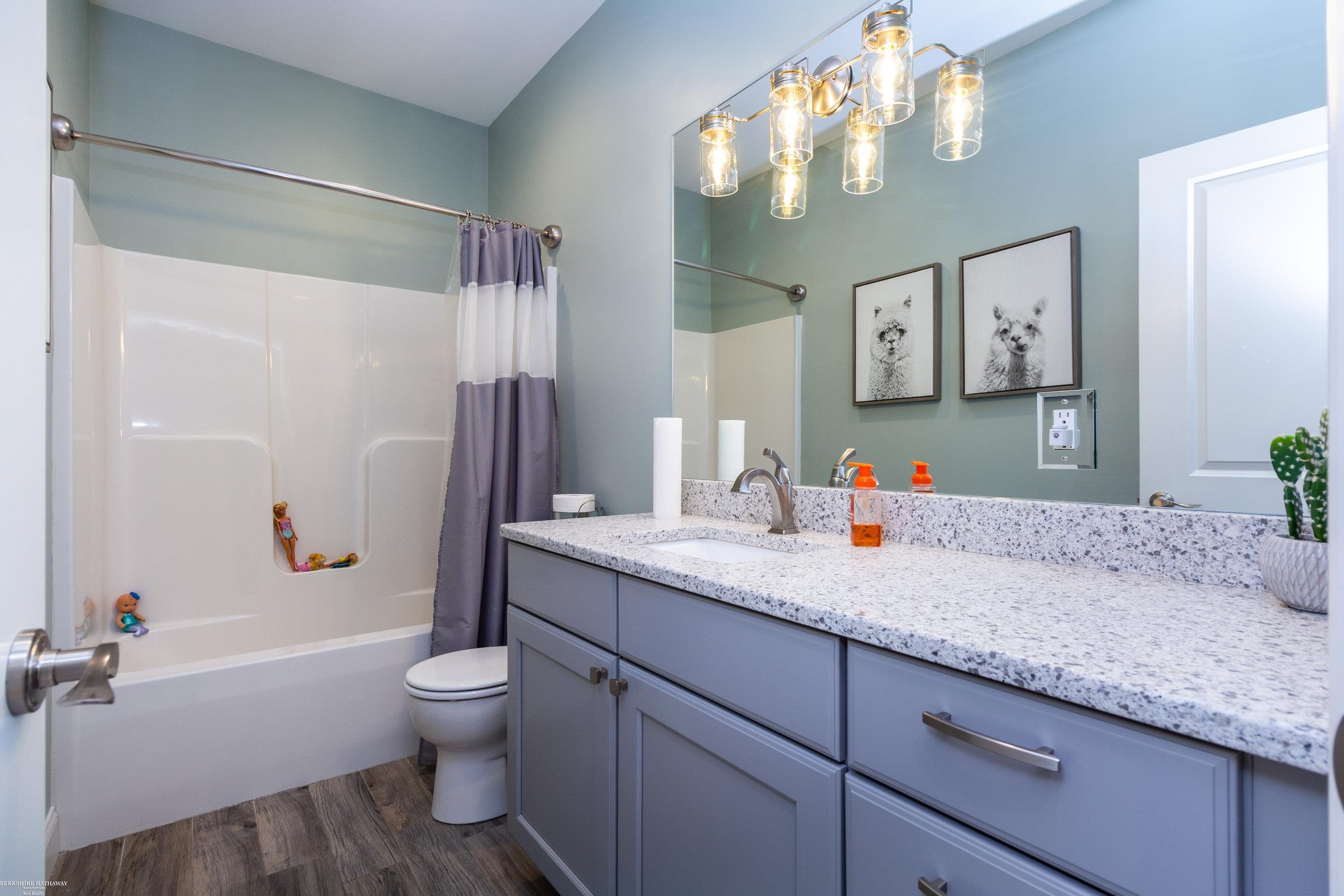 5075 Howe Road Grand Blanc, MI 48439 - Photo 29 of 65 50168656-6085fd09-f12c-4edf-8328-1845b67deebd.JPG