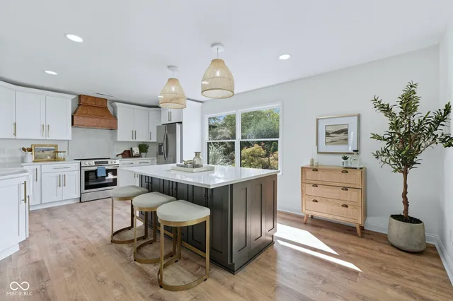 $446,500 | 4770 Willow Road, Zionsville, IN 46077