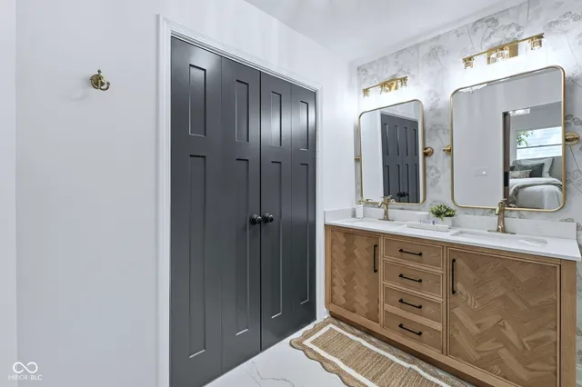 $446,500 | 4770 Willow Road, Zionsville, IN 46077