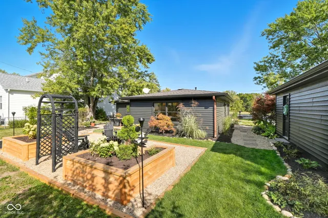 $446,500 | 4770 Willow Road, Zionsville, IN 46077