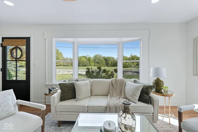 $446,500 | 4770 Willow Road, Zionsville, IN 46077