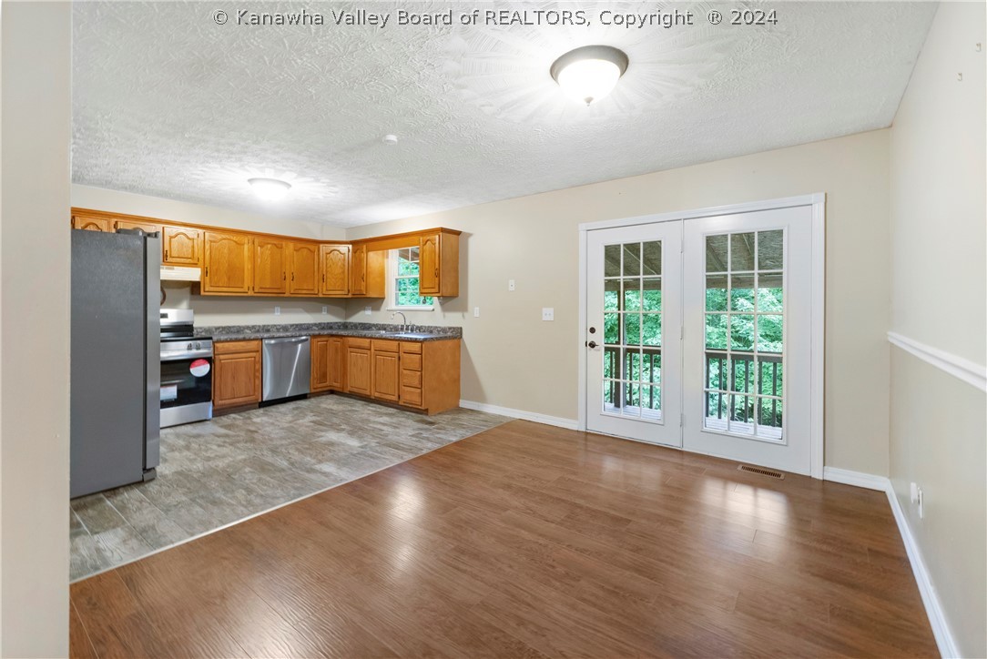 4 Rissa Lane Huntington, WV 25704 - Photo 8 of 31 Gallery Image 8