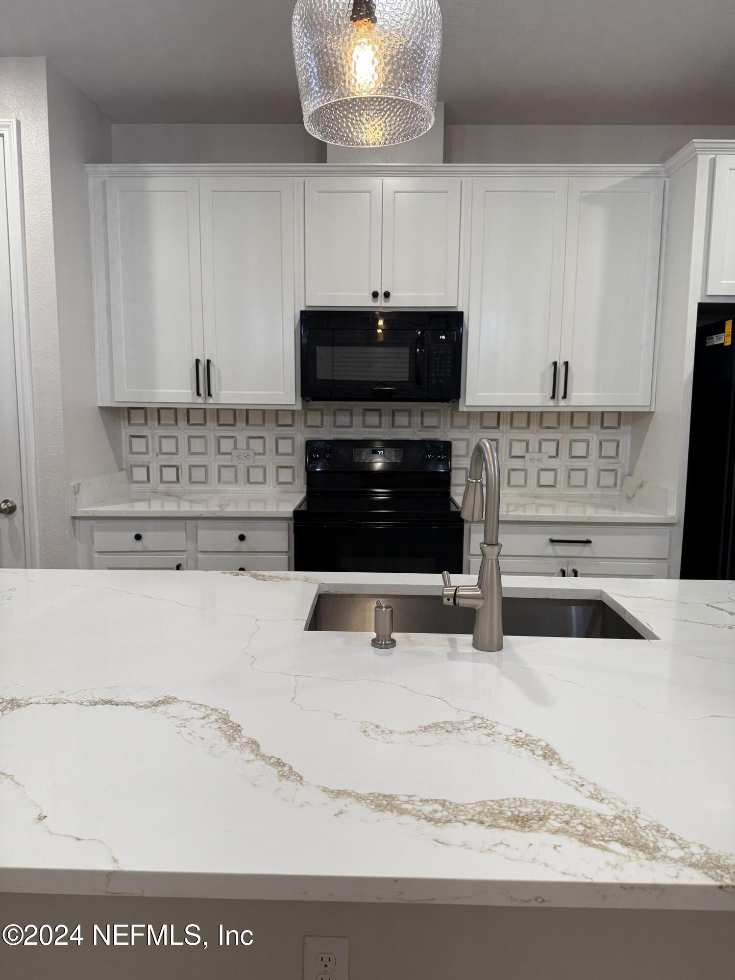 7153 Red Timber Road Jacksonville, FL 32244 - Photo 8 of 29 IMG_8432