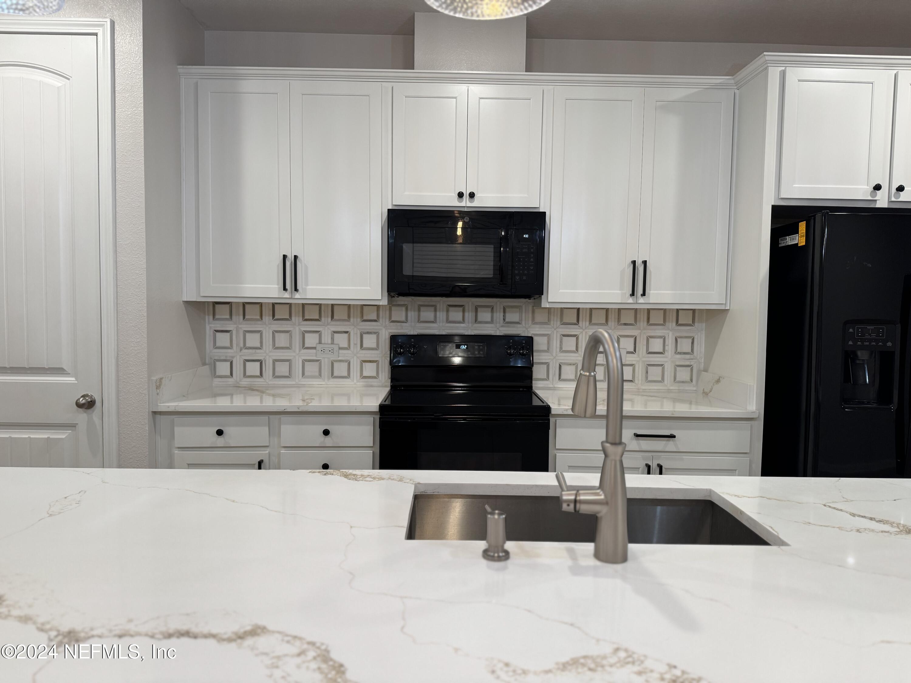 7153 Red Timber Road Jacksonville, FL 32244 - Photo 9 of 29 IMG_8450