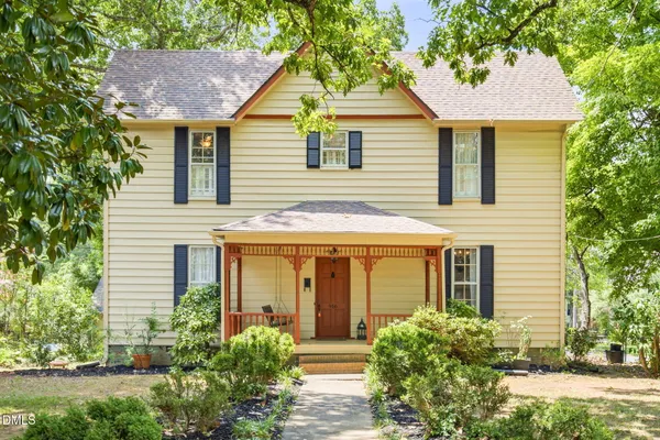 $364,900 | 916 West Davis Street, Burlington, NC 27215