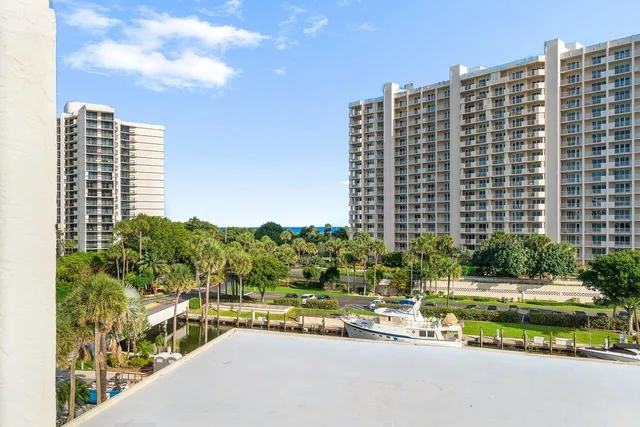 $4,500 | 4201 North Ocean Boulevard, Unit 402, Boca Raton, FL 33431
