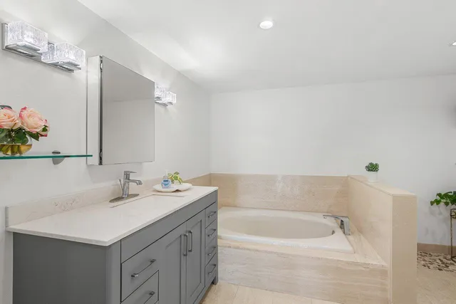 $4,500 | 4201 North Ocean Boulevard, Unit 402, Boca Raton, FL 33431