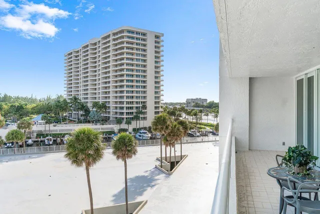 $4,500 | 4201 North Ocean Boulevard, Unit 402, Boca Raton, FL 33431