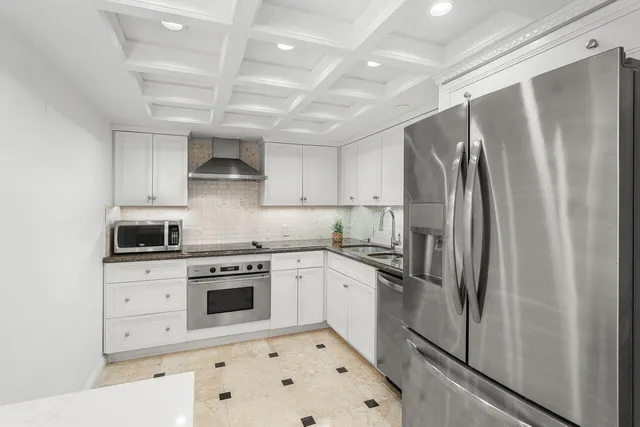 $4,500 | 4201 North Ocean Boulevard, Unit 402, Boca Raton, FL 33431