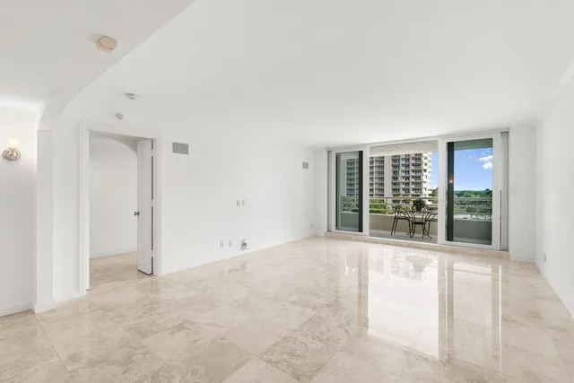 $4,500 | 4201 North Ocean Boulevard, Unit 402, Boca Raton, FL 33431